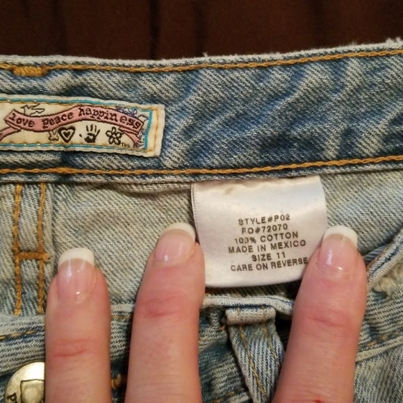 Capris - Picture 3 of 3